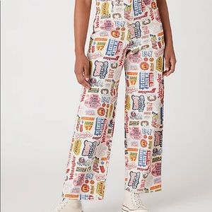 Rare WRANGLER WIDE BARREL JEANS in Cowgirl Heaven